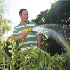 Hozelock Multi Spray 9 Plus Gun With Free Connector - 2684 -Growhaus Zone 2684