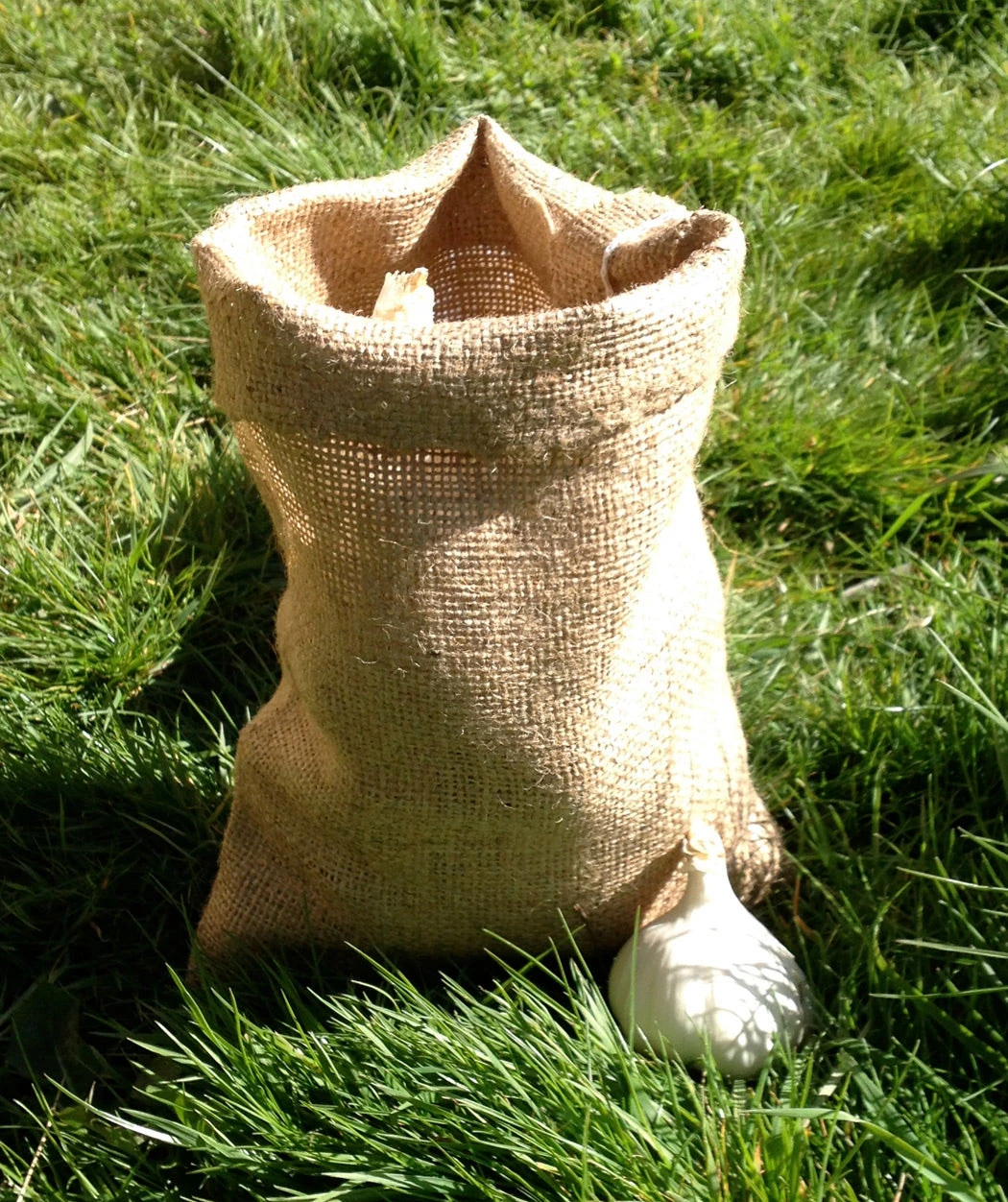 Small Hessian Sack 20 X 30cm Storage Bag 8.9oz Grade - Pack Quantity: 10 4 Small Hessian Sack 20 X 30cm Storage Bag 8.9oz Grade - Pack Quantity: 10 - Image 2