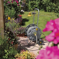 Hozelock Hose Connection Set - 6005 -Growhaus Zone l Hose Connector Set Linking Extension Hozelock 6005 Lifestyle