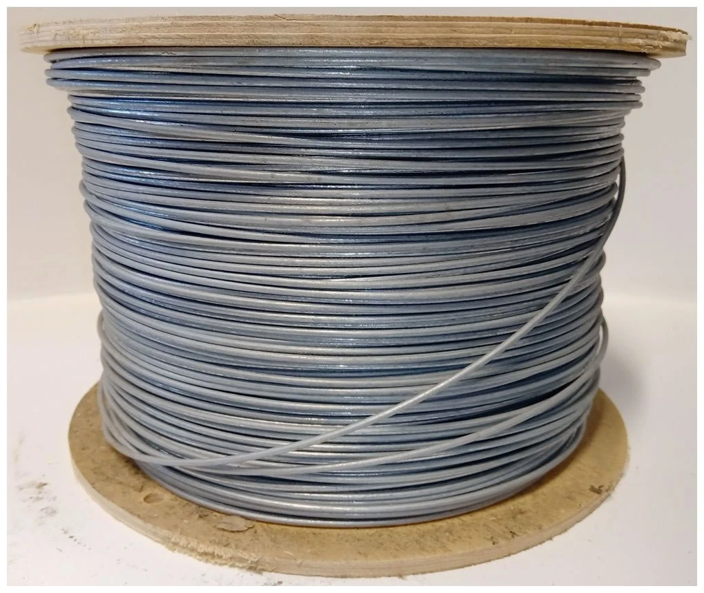 600m Roll Of 2.5mm Diameter Galvanised Mild Steel Line Or Straining Wire 4 600m Roll Of 2.5mm Diameter Galvanised Mild Steel Line Or Straining Wire - Image 2