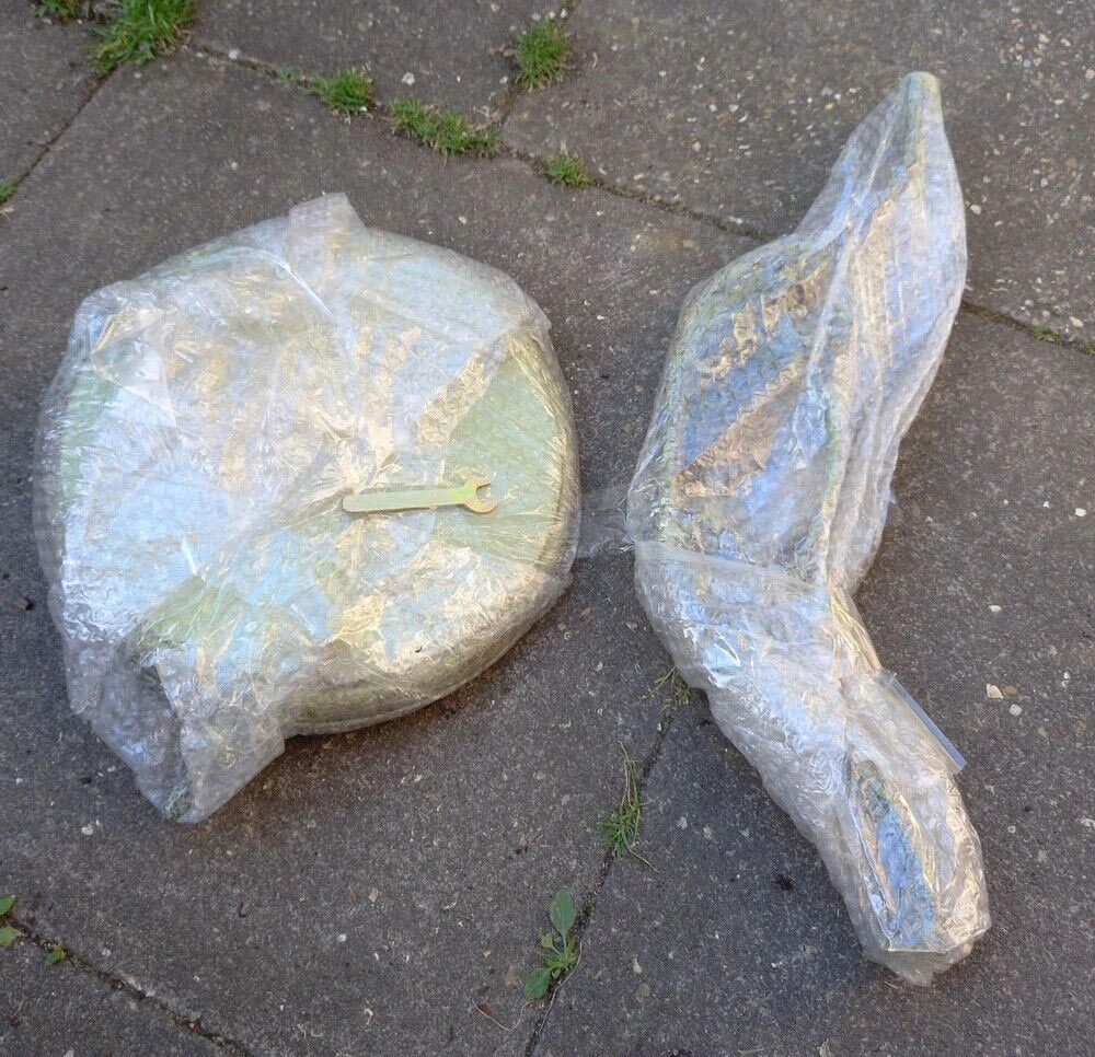 Aged Verdigris Decorative Bird Bath With Three Legs 6 Aged Verdigris Decorative Bird Bath With Three Legs - Image 4