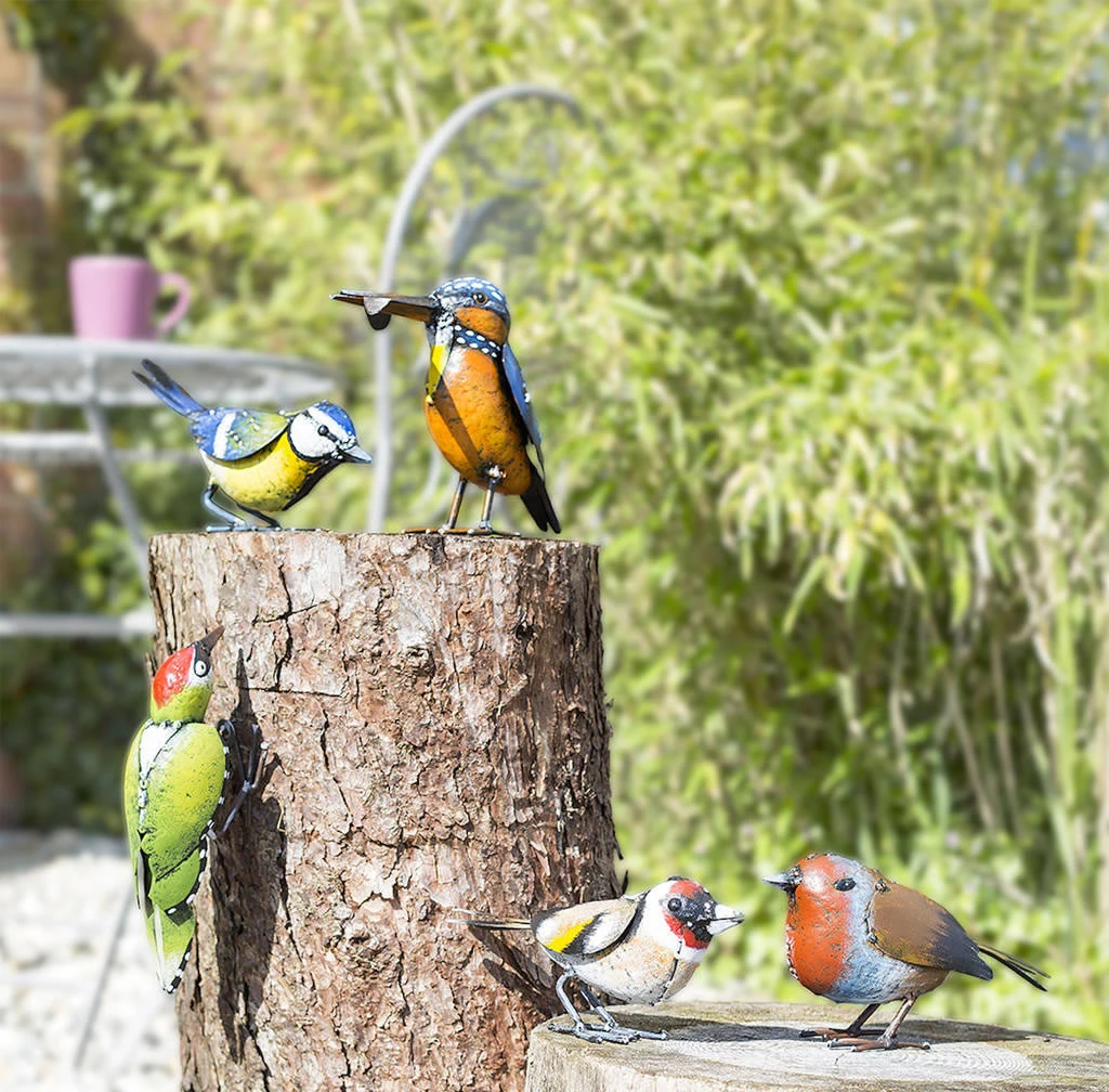 6 Assorted British Birds Garden Ornaments 4 6 Assorted British Birds Garden Ornaments - Image 2