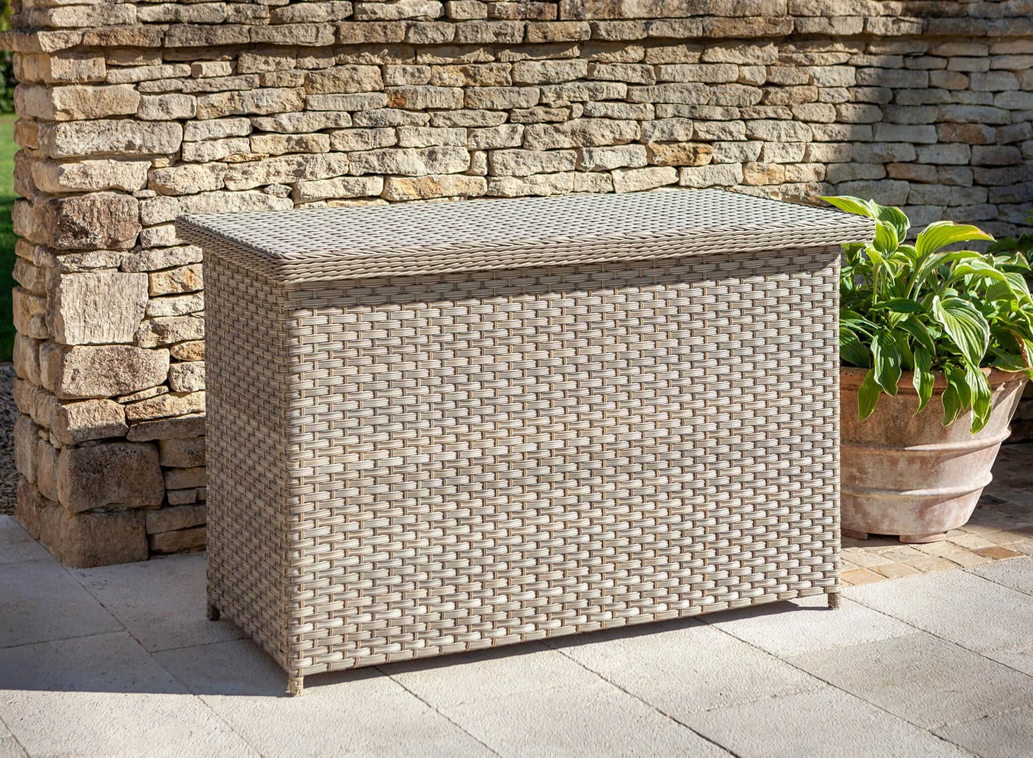 Hartman Heritage Cushion Box With Air Pump In Beech 3 Hartman Heritage Cushion Box With Air Pump In Beech