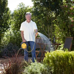 Hozelock 10m Pico Reel - 2425 -Growhaus Zone l hozelock 2425 lifestyle 02