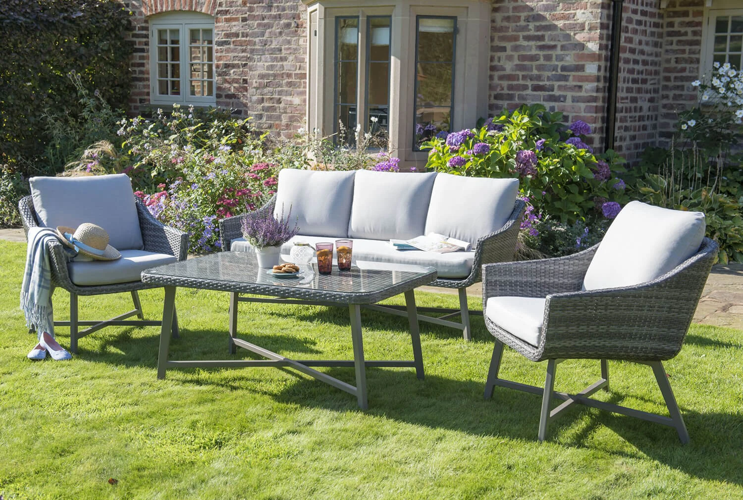 Kettler LaMode 3 Seat Sofa Lounge Set 3 Kettler LaMode 3 Seat Sofa Lounge Set