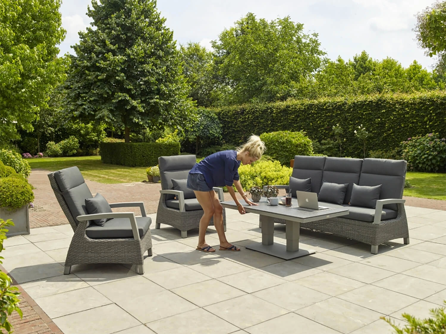 LIFE Aloha Sofa Lounge Set In Lava / Yacht Grey / Carbon 5 LIFE Aloha Sofa Lounge Set In Lava / Yacht Grey / Carbon - Image 3