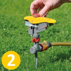 Hozelock Pulsating Sprinkler -Growhaus Zone l pulsating sprinkler head 2550 hozelock action2