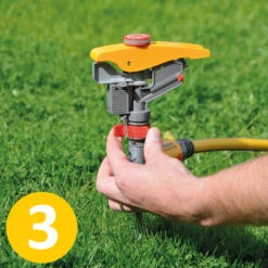 Hozelock Pulsating Sprinkler -Growhaus Zone l pulsating sprinkler head 2550 hozelock action3